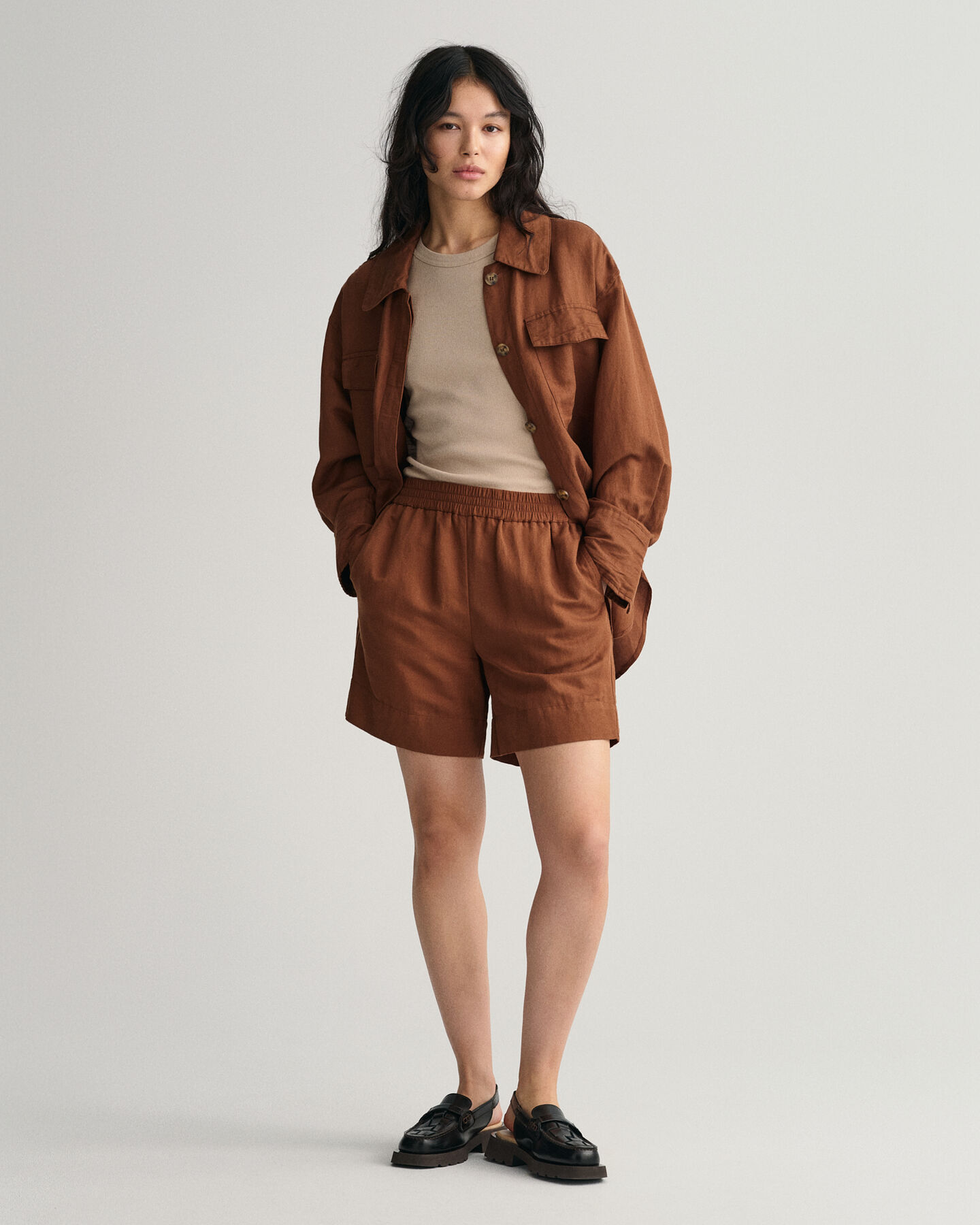 Calções pull-on em linho e viscose