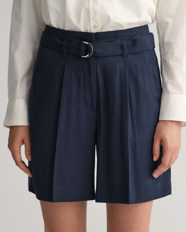 Cal&ccedil;&otilde;es com cinto relaxed fit