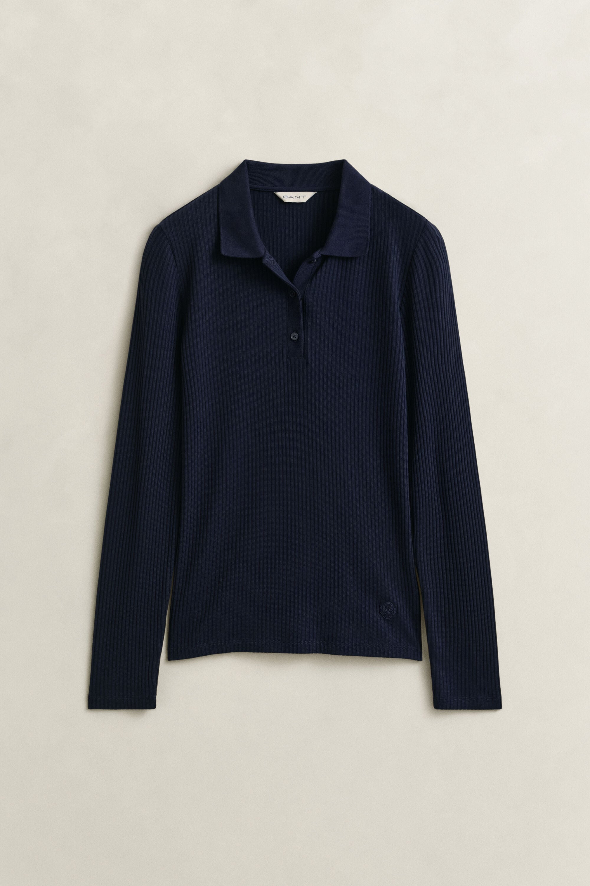 Camisola canelada tipo polo slim
