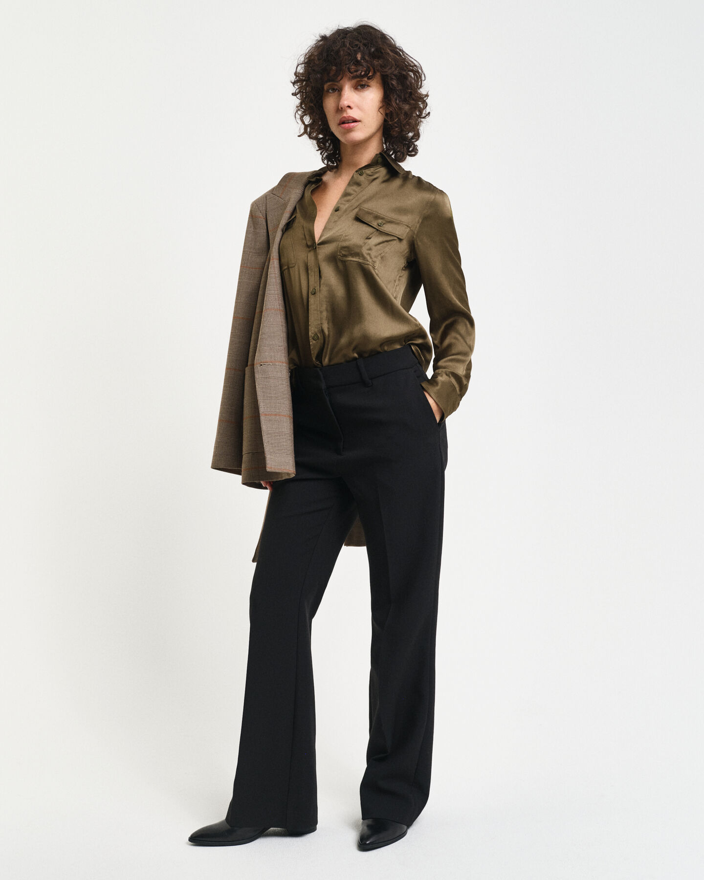 Camisa com bolsos regular fit