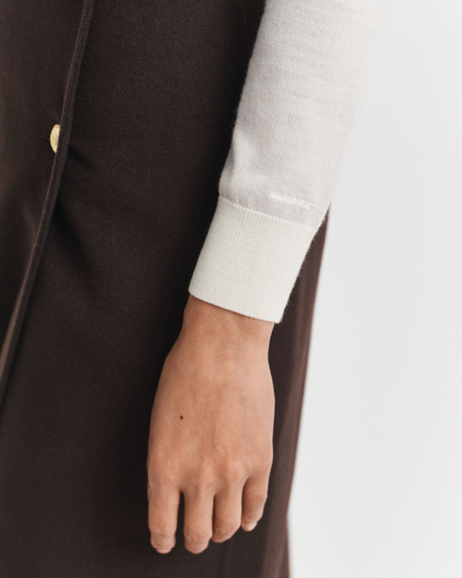 Camisola de gola alta em lã de merino extrafina