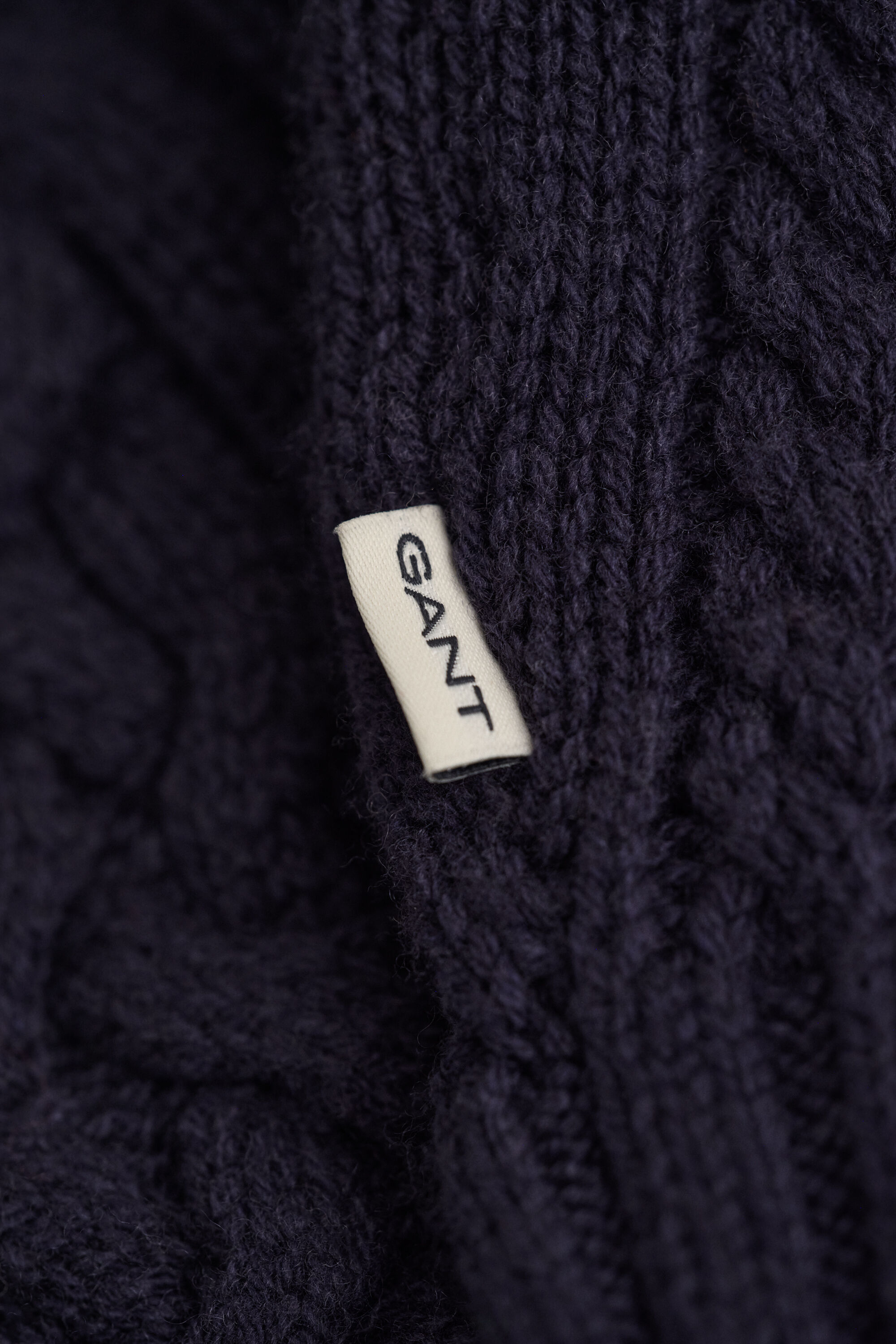 Camisola de gola alta em mistura de lã