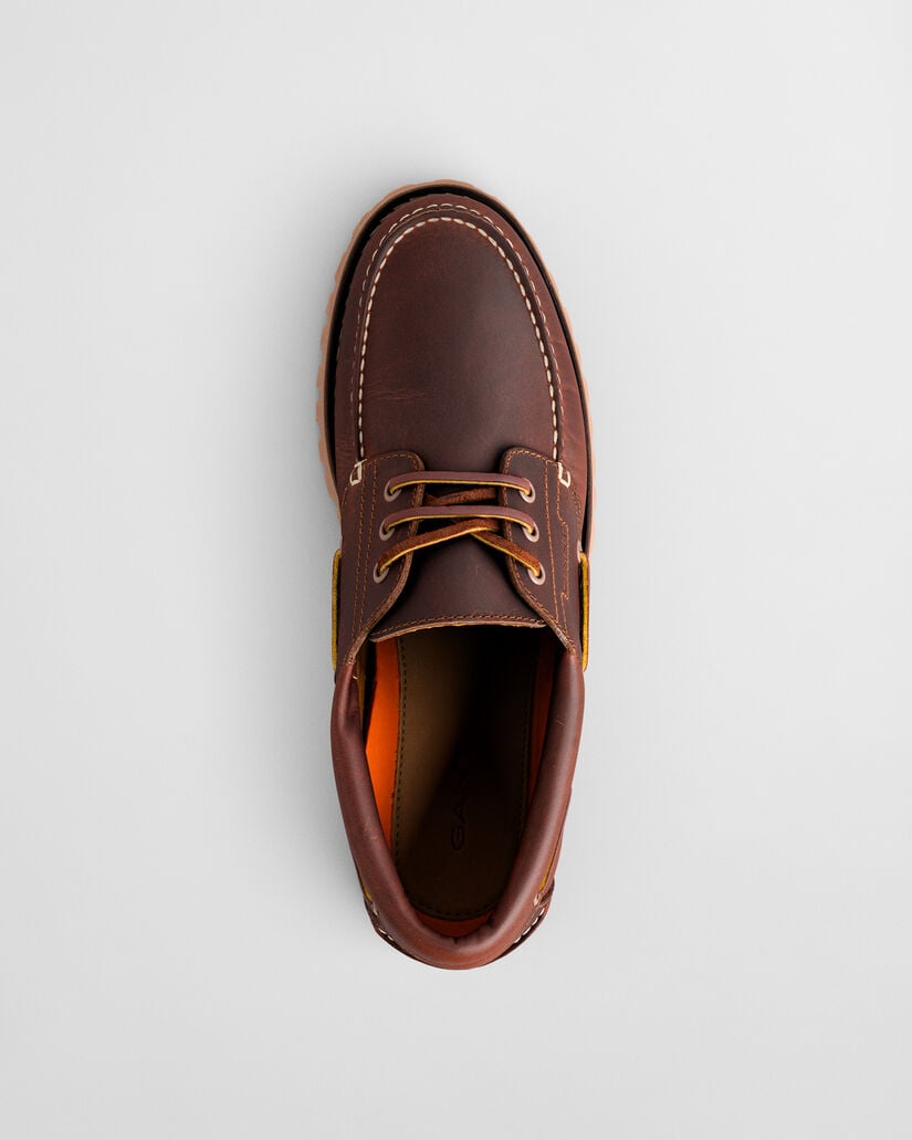 Sapatos baixos com atacadores Tratton