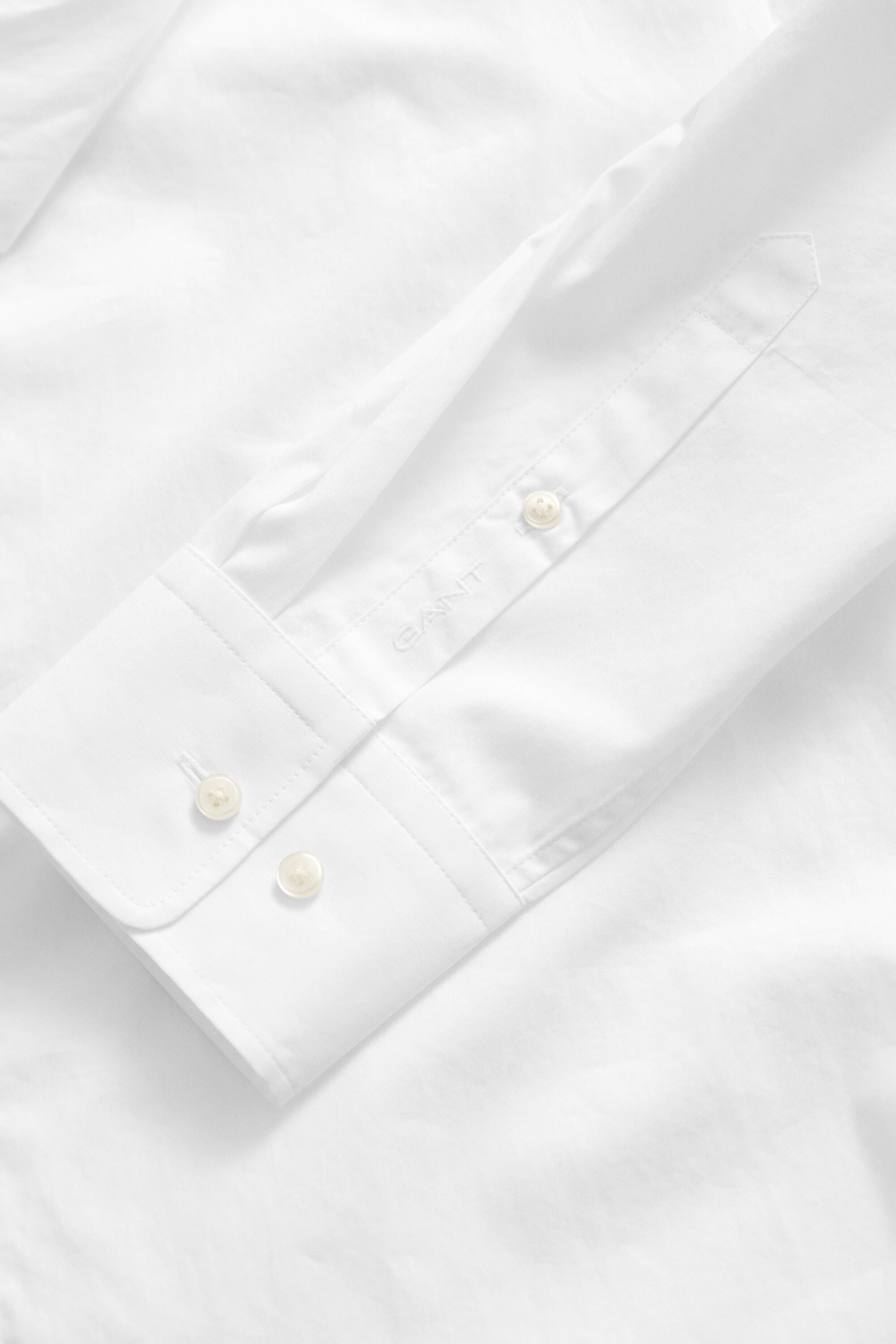 Camisa com laço em popelina