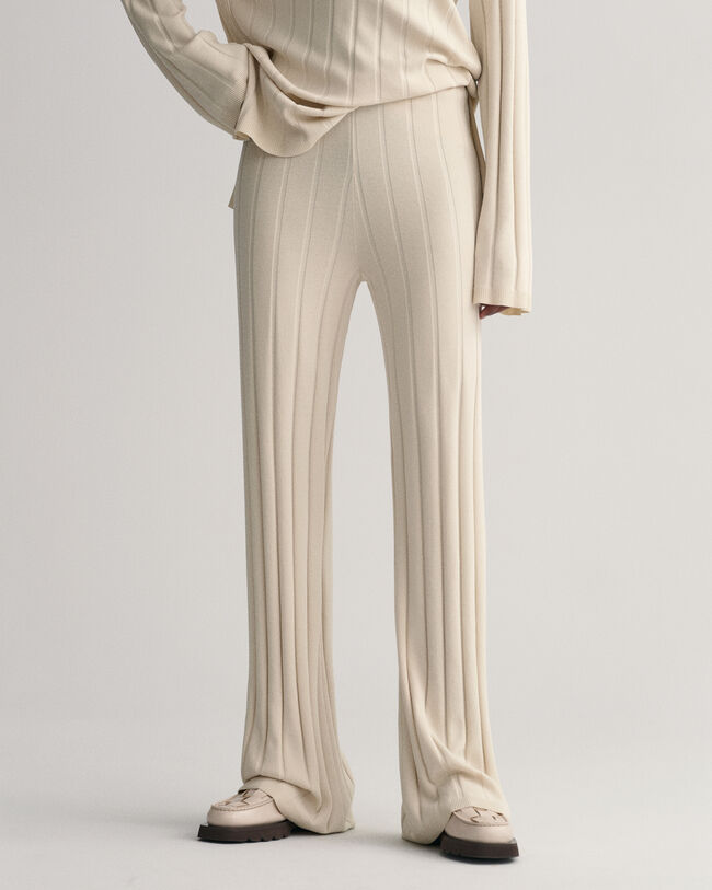 Calças em malha canelada