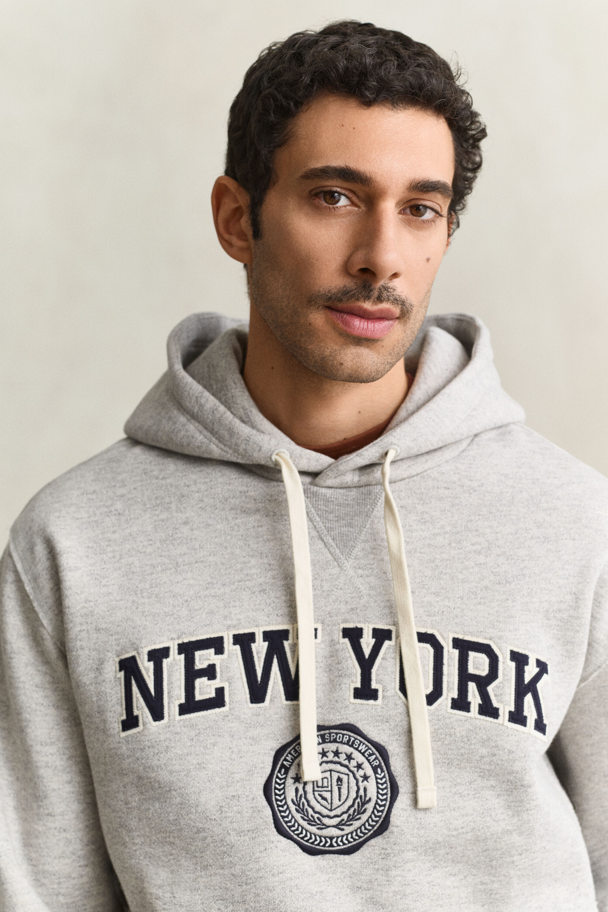 Sweatshirt com capuz Graphic