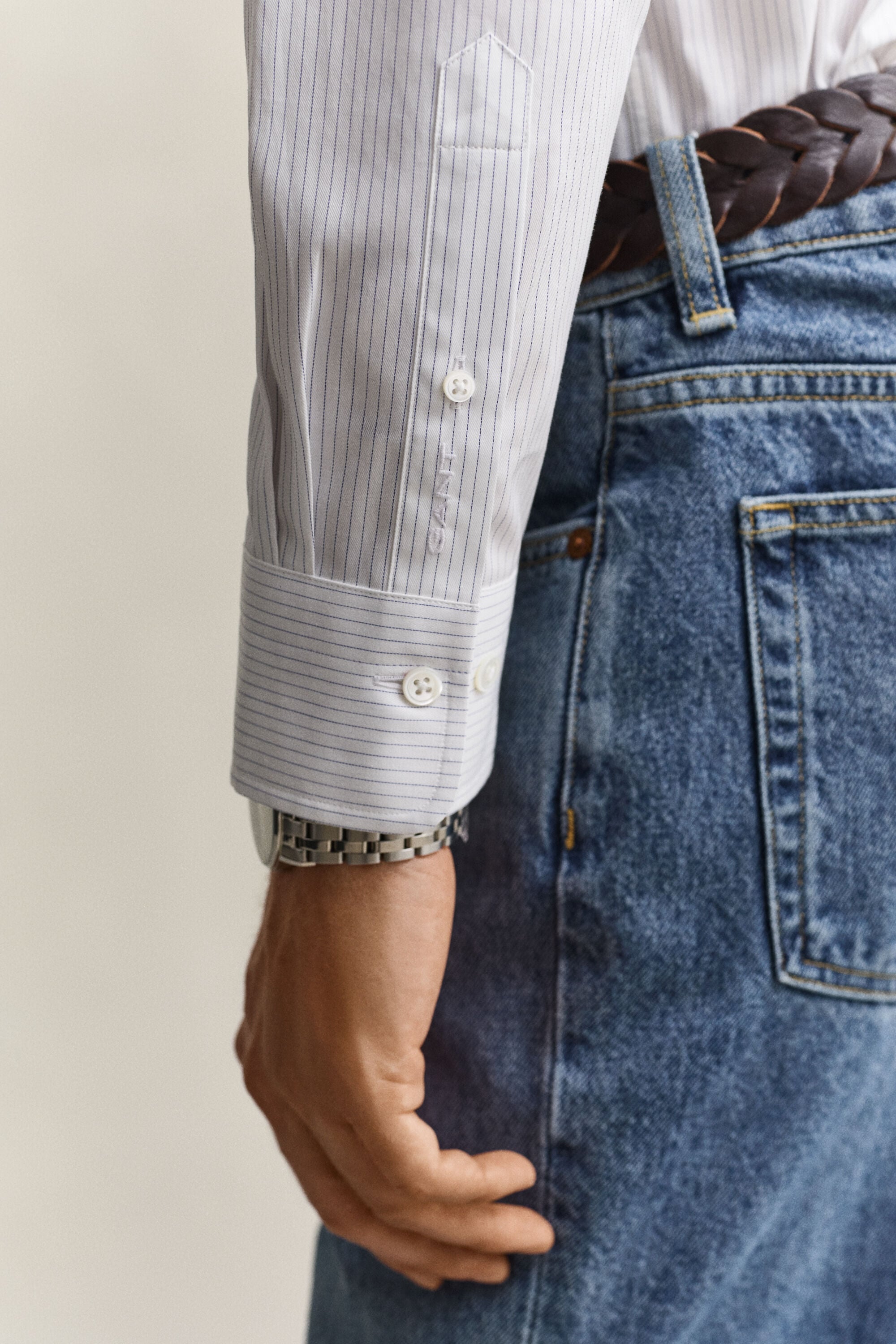 Vestido-camisa em sarja às riscas