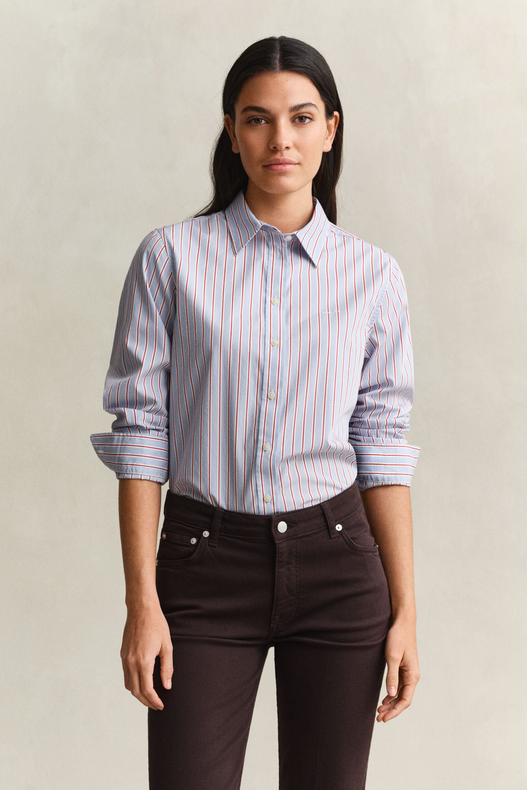 Camisa em popelina às riscas clássica regular fit
