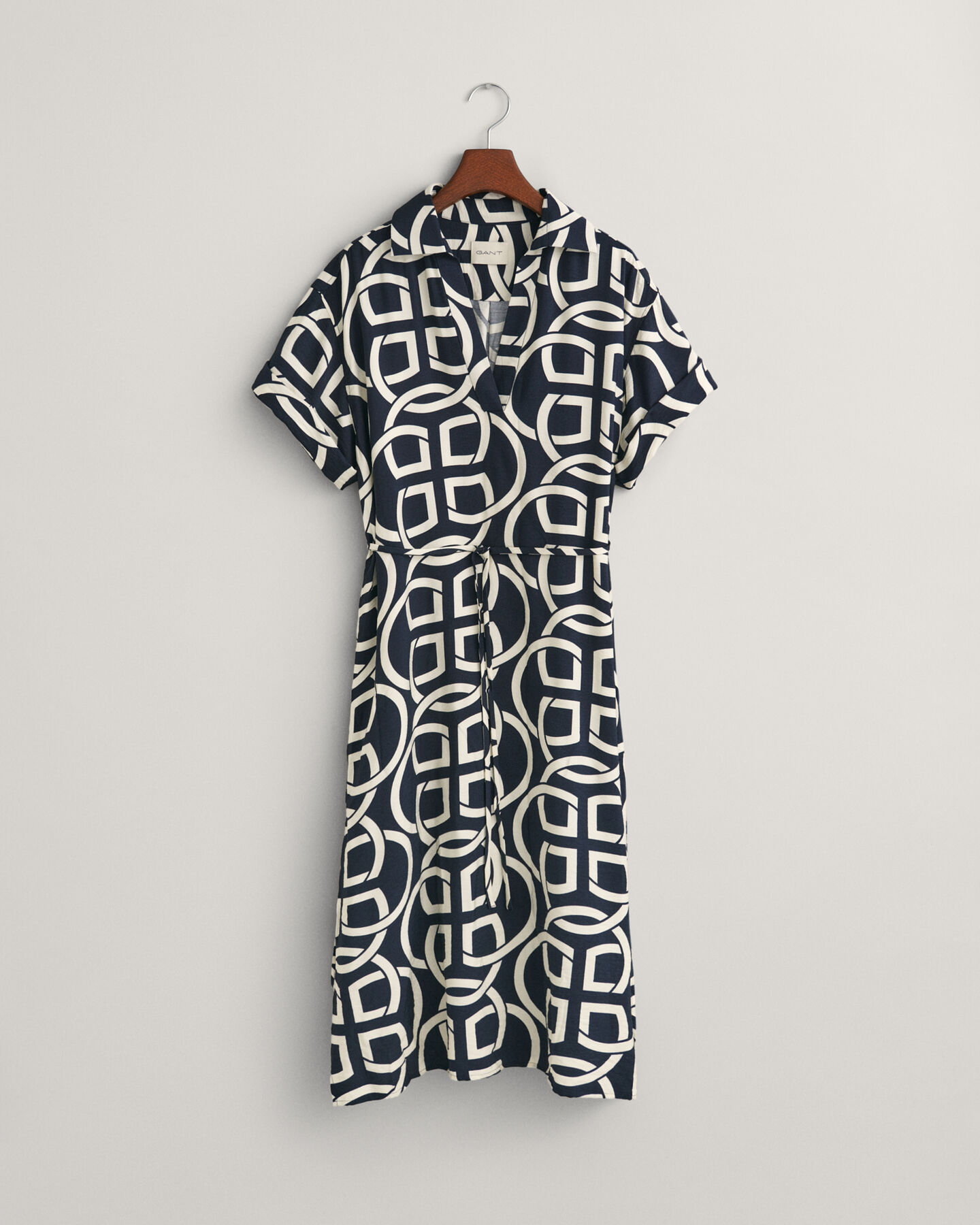 Cafetã de manga curta com estampado Monogram