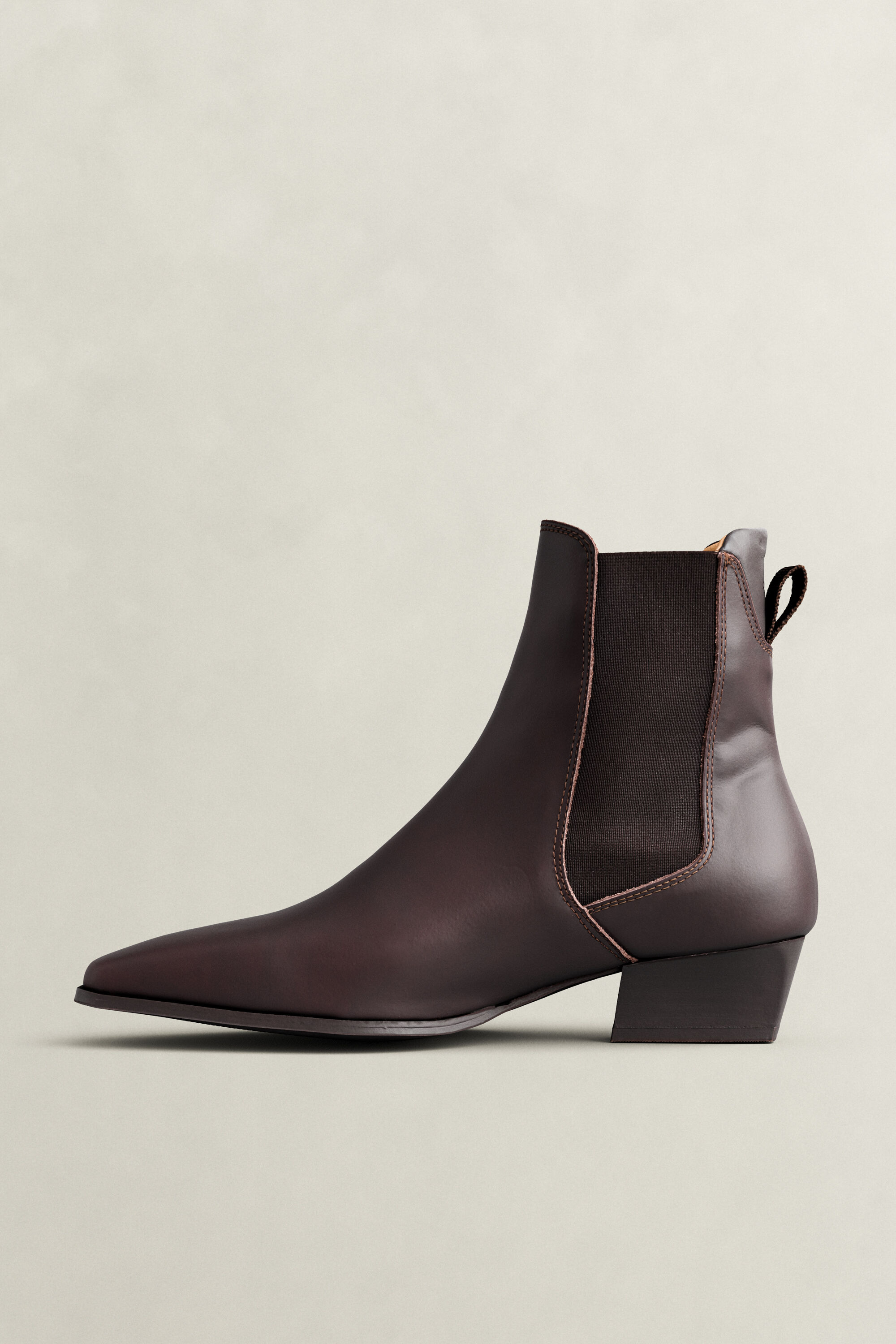 Botas Chelsea em pele Bassotte