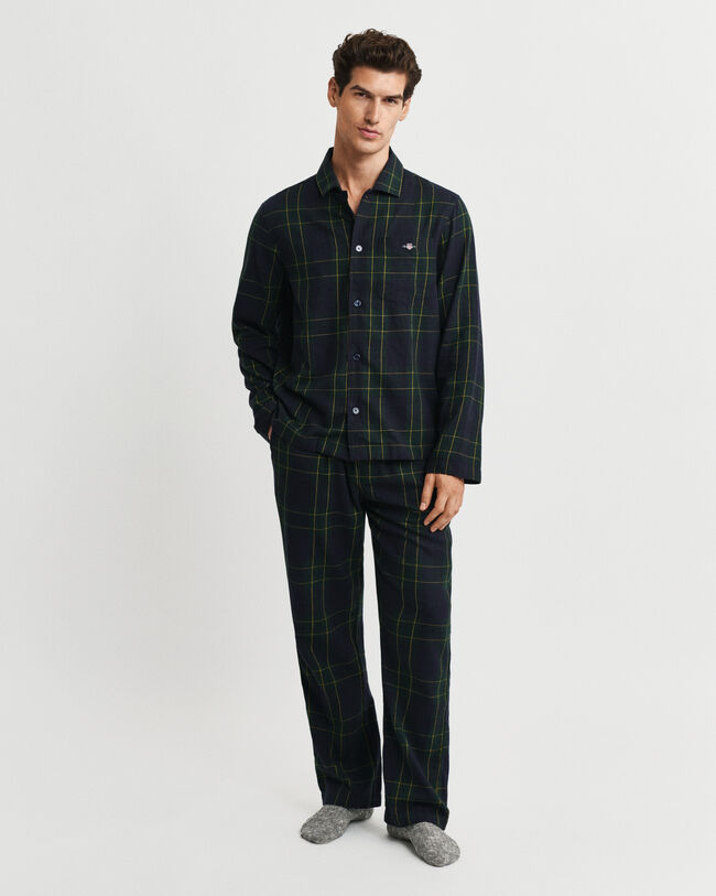 Caixa de presente com pijama em flanela com padrão de xadrez