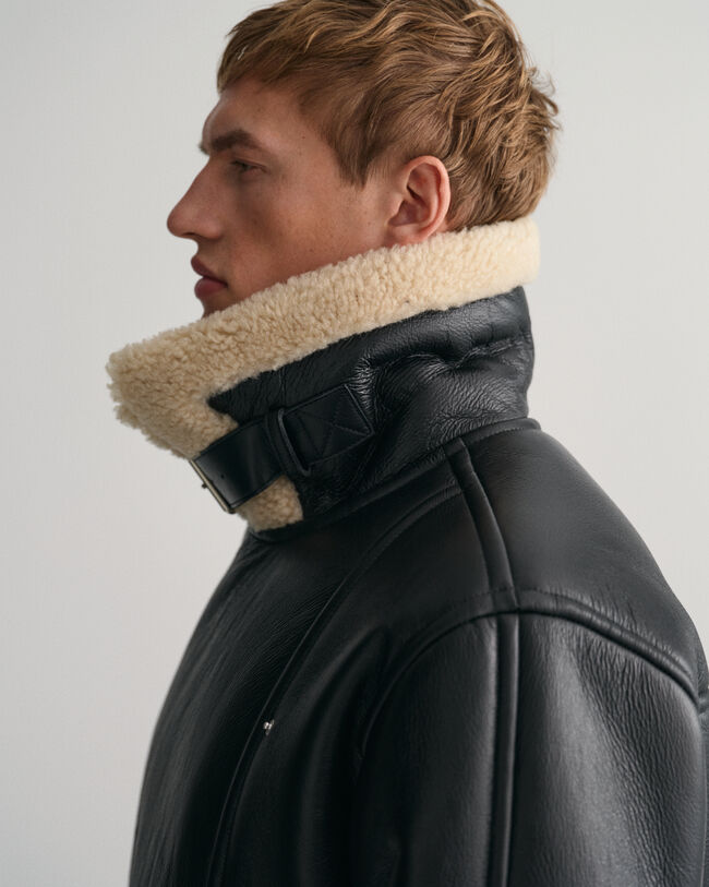 Casaco forrado com lã de carneiro resistente