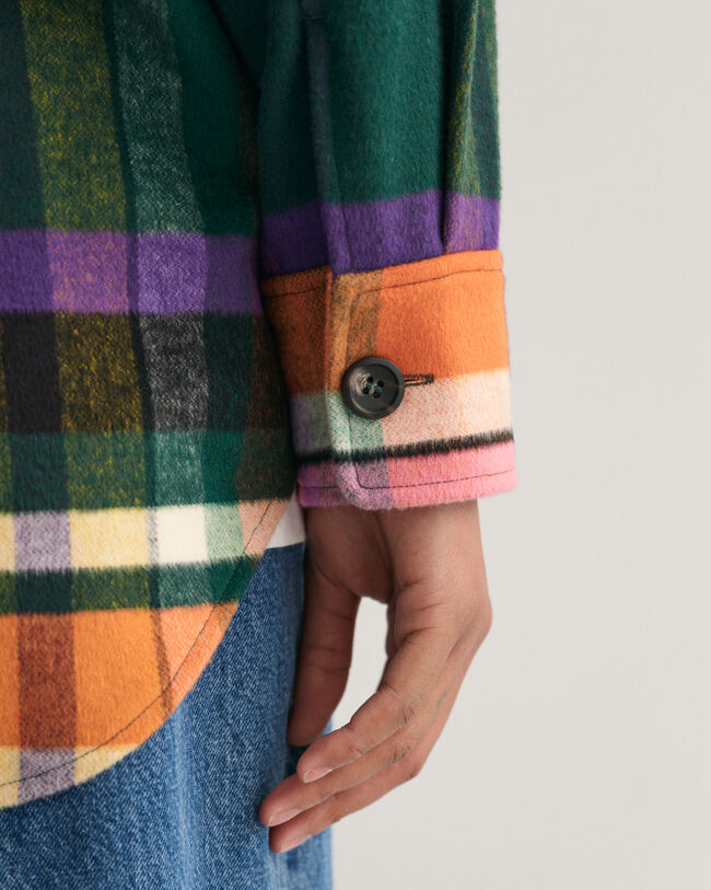 Sobrecamisa com padrão axadrezado