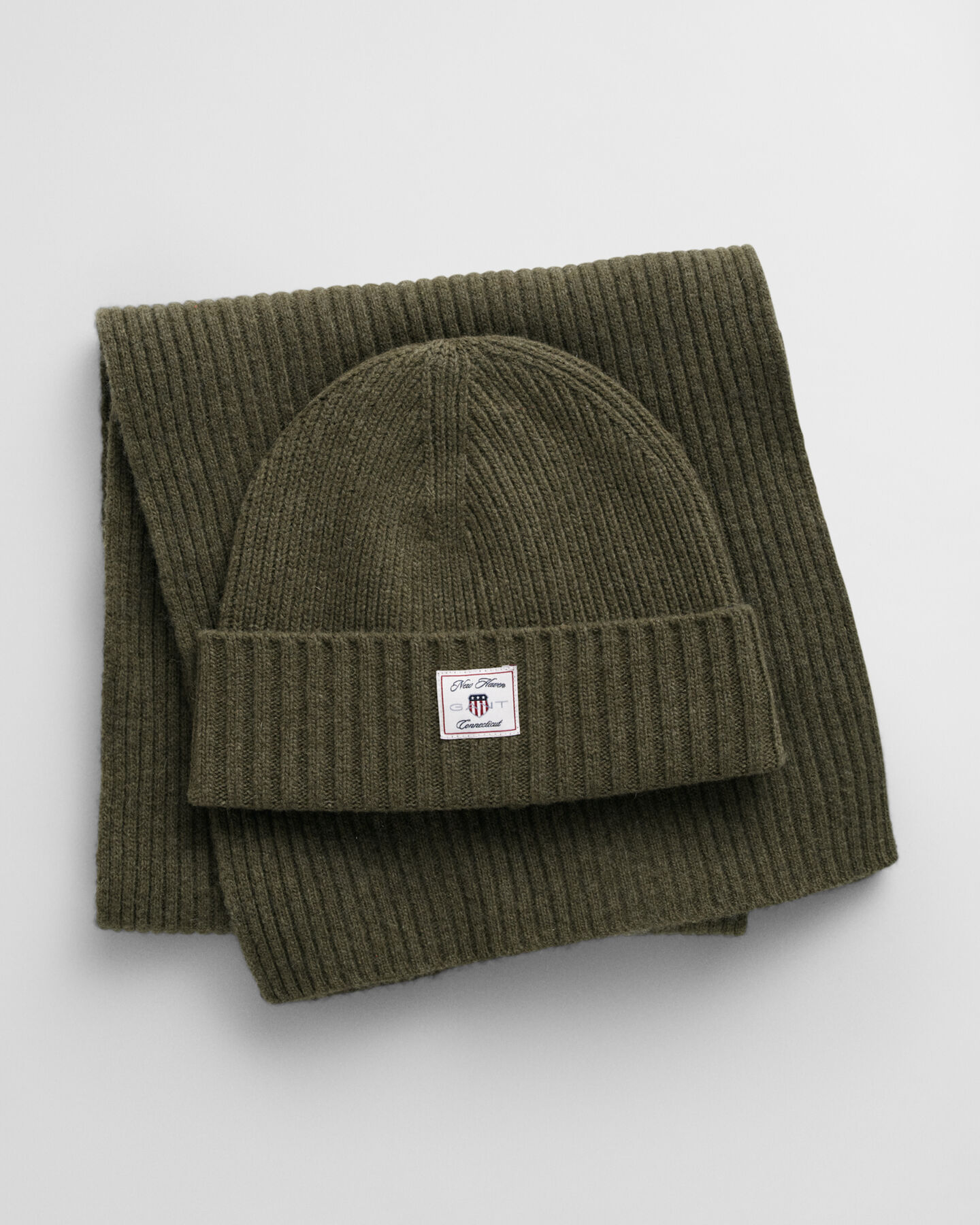 Conjunto de oferta com gorro e cachecol