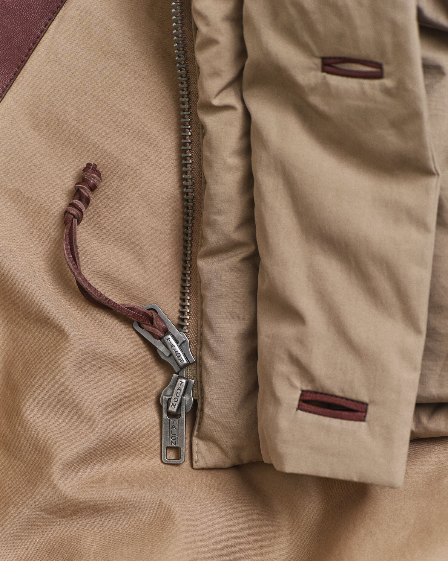 Parka em algodão e penas de ganso