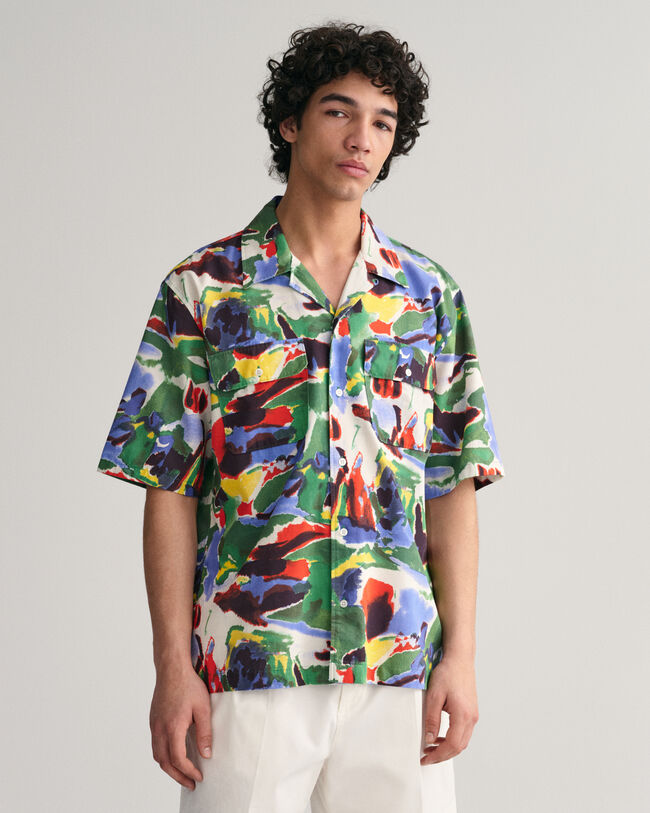 Camisa de manga curta estampada em algod&atilde;o e liocel relaxed fit