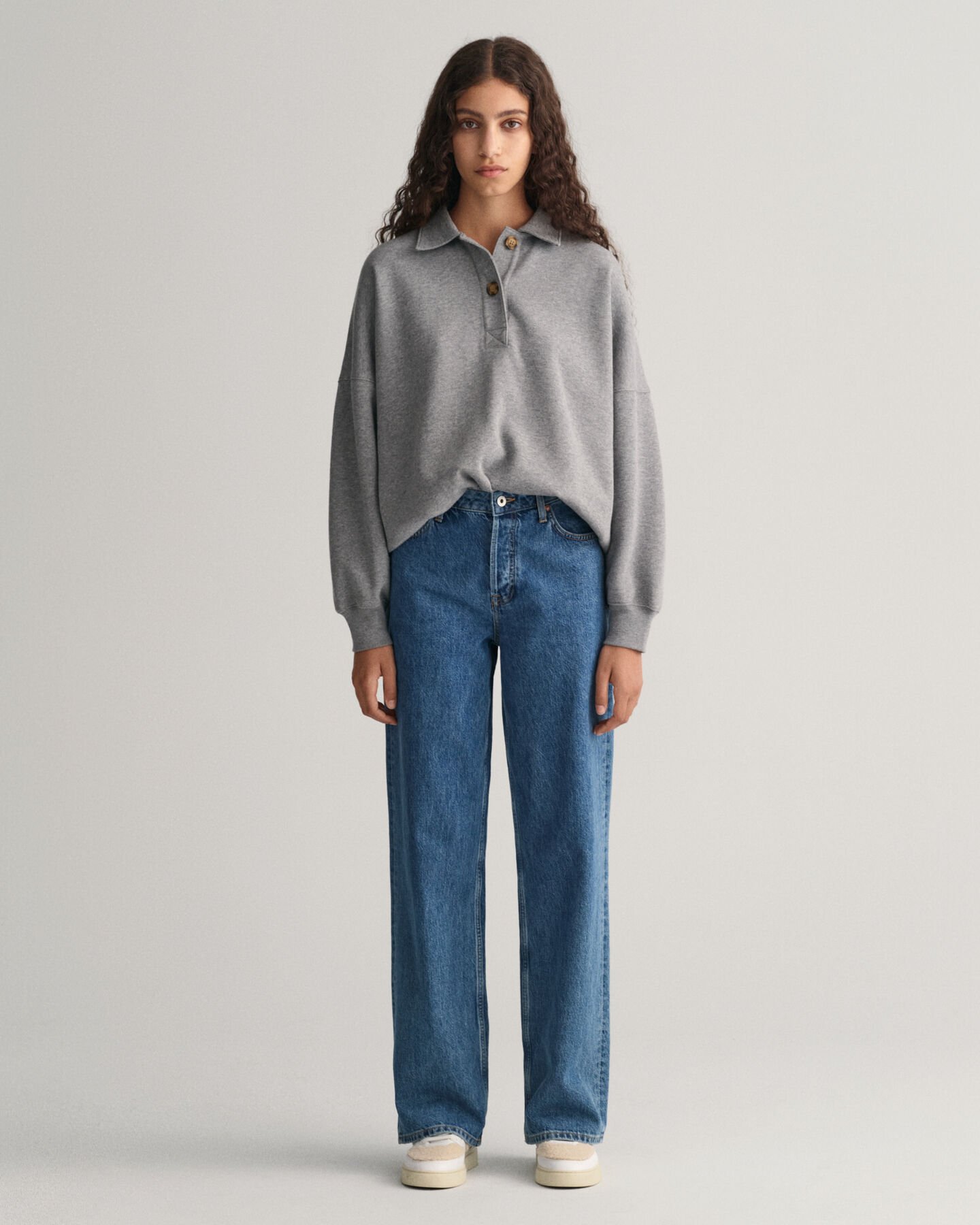 Cal&ccedil;as de ganga com perna a direito relaxed fit