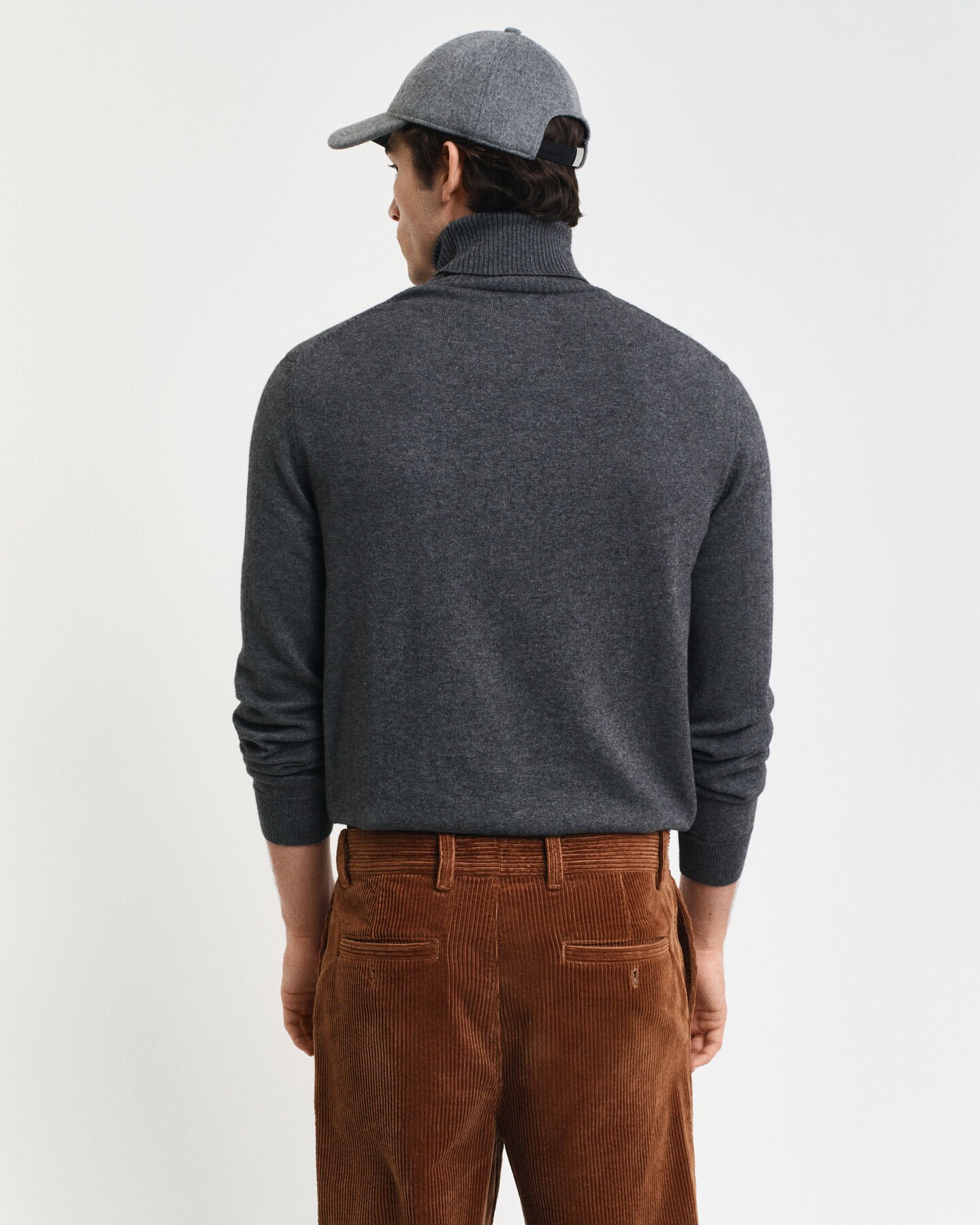 Camisola de gola alta em lã e algodão