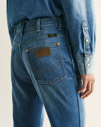 Calças de ganga Bootcut Wrangler x GANT