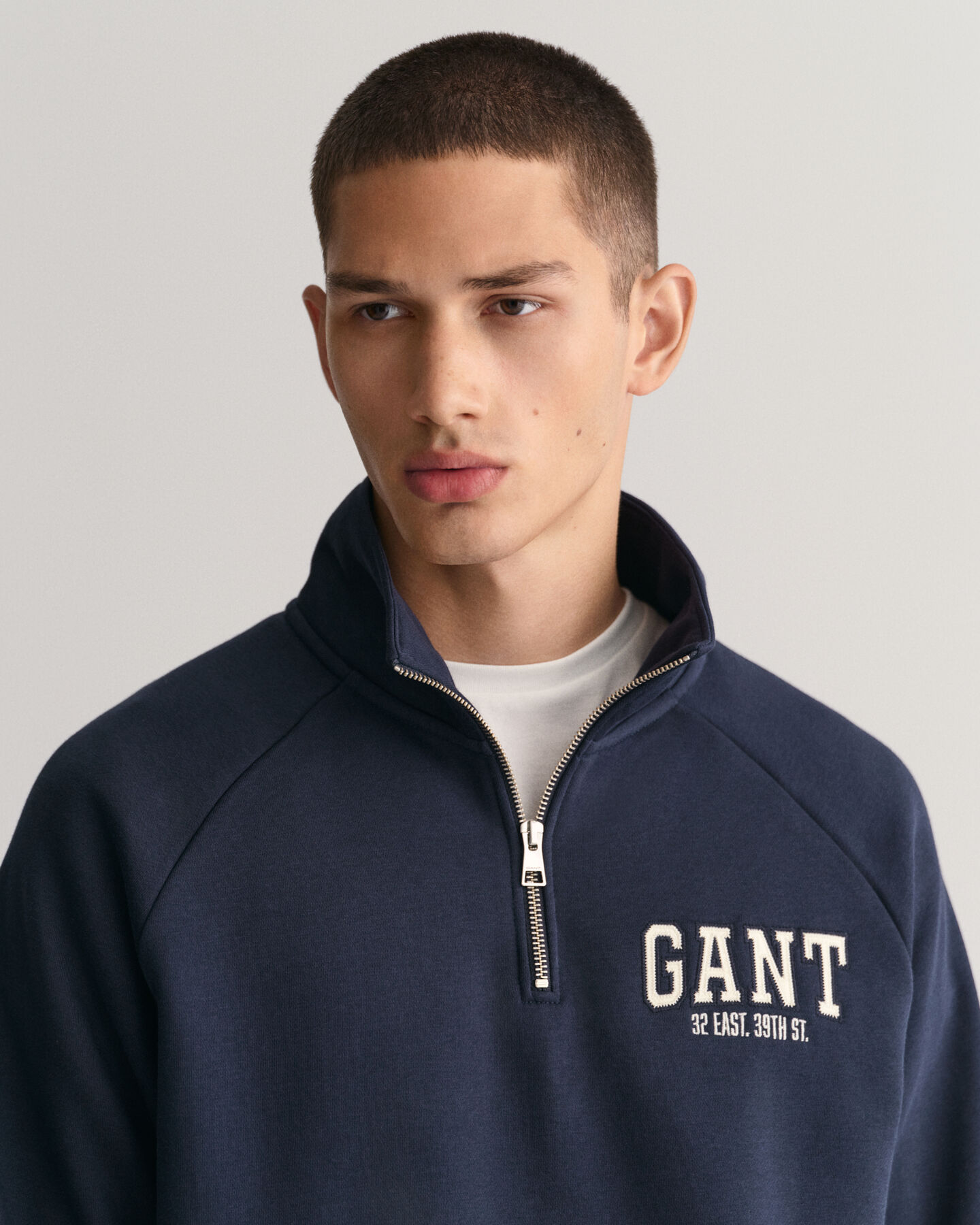 Sweatshirt com meio fecho GANT Arch Graphic