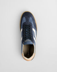 Ténis em camurça Cuzmo