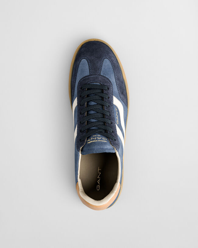 Ténis em camurça Cuzmo