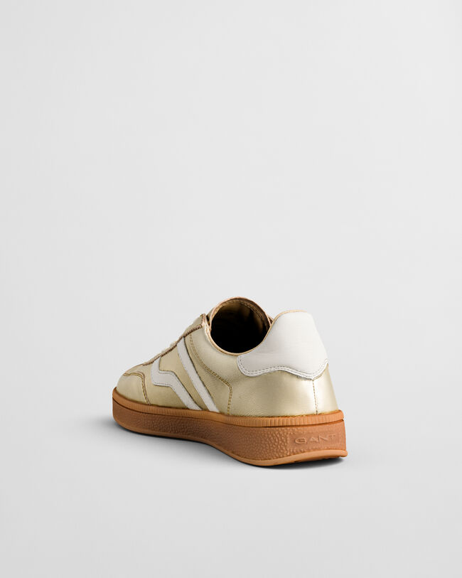 Ténis em pele metalizada Cuzima