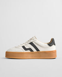 T&eacute;nis em camur&ccedil;a e pele Cuzmani