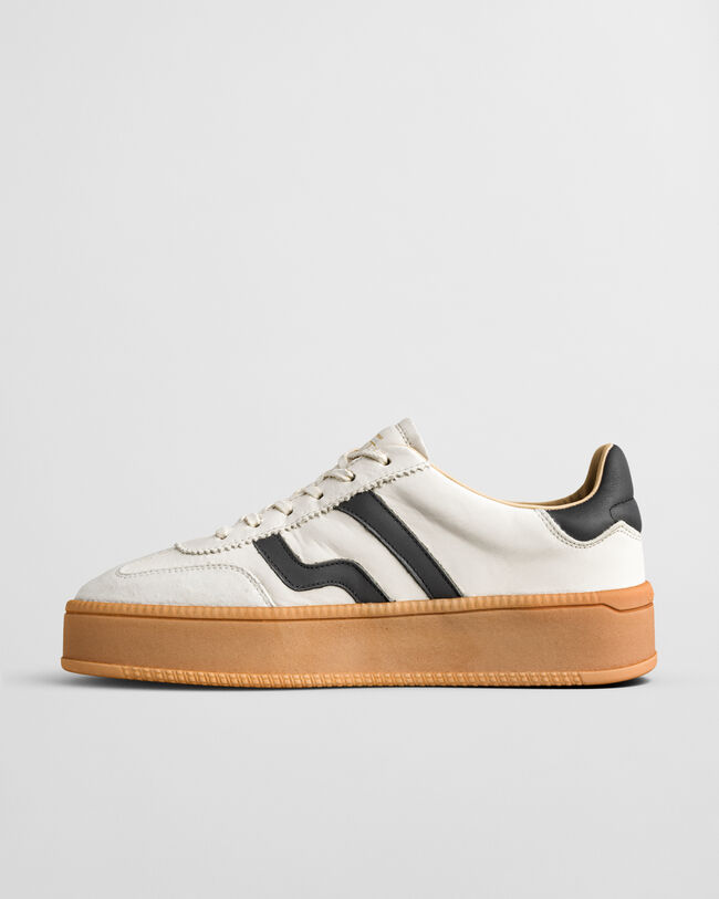 T&eacute;nis em camur&ccedil;a e pele Cuzmani