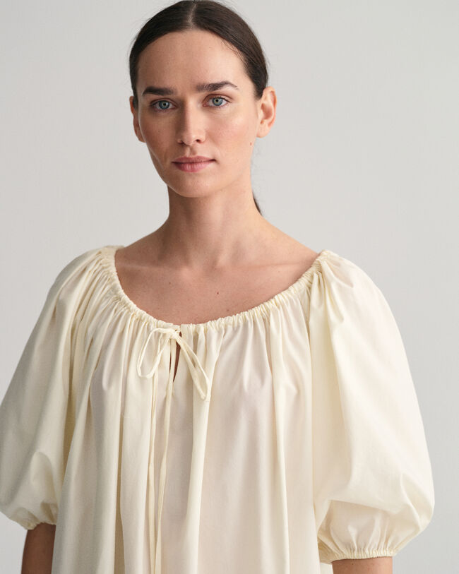 Vestido com franzidos