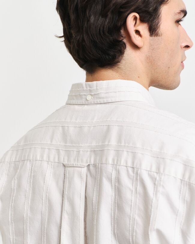 Camisa &agrave;s riscas texturizada relaxed fit