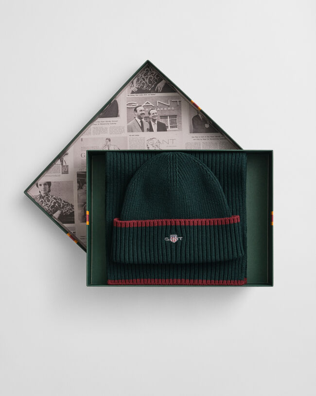 Conjunto de oferta com gorro e cachecol Essential