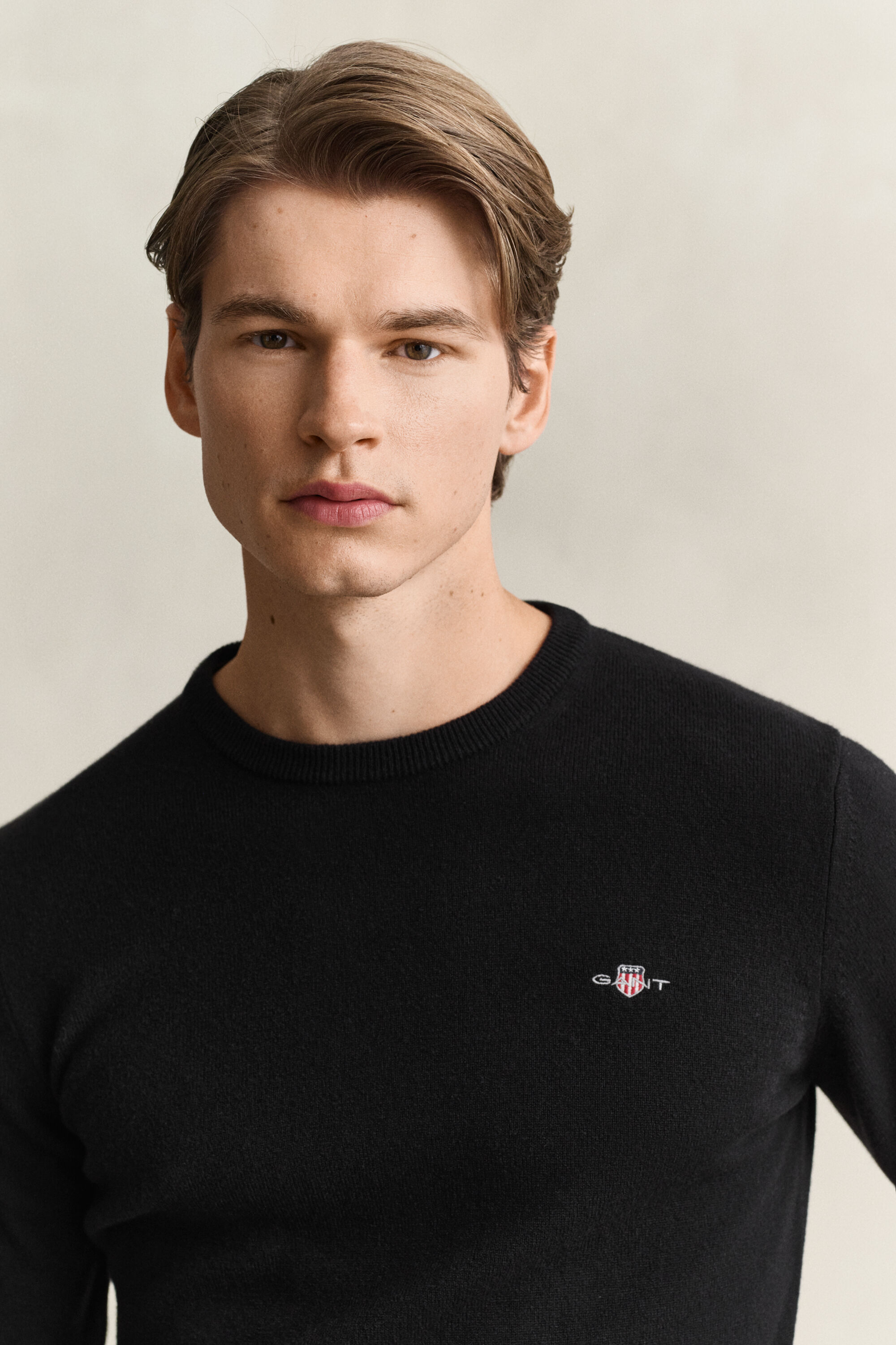 Camisola de malha com decote redondo em lã