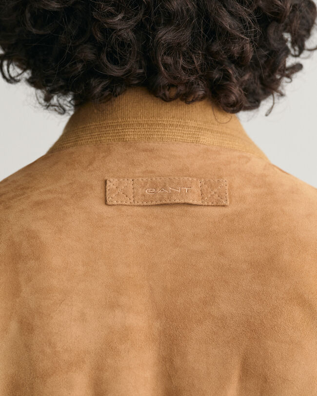 Blusão bomber em camurça