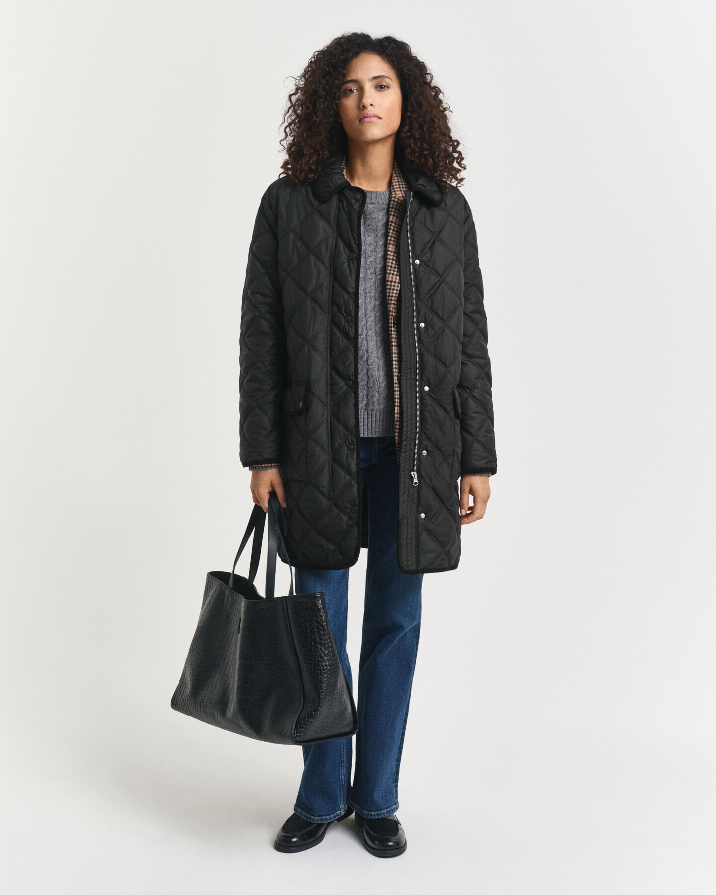 Casaco acolchoado com detalhes em bombazina