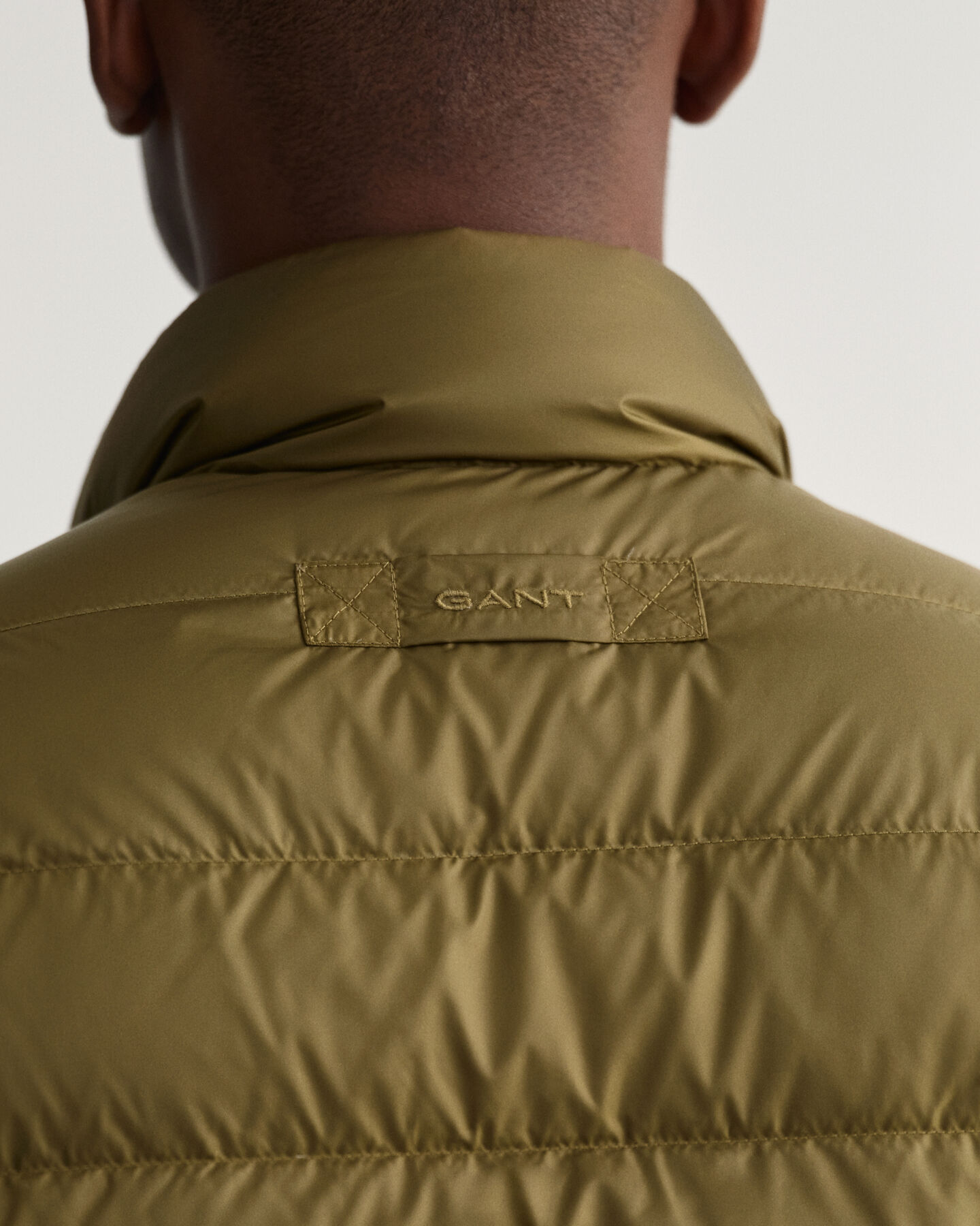 Blusão de penas leve