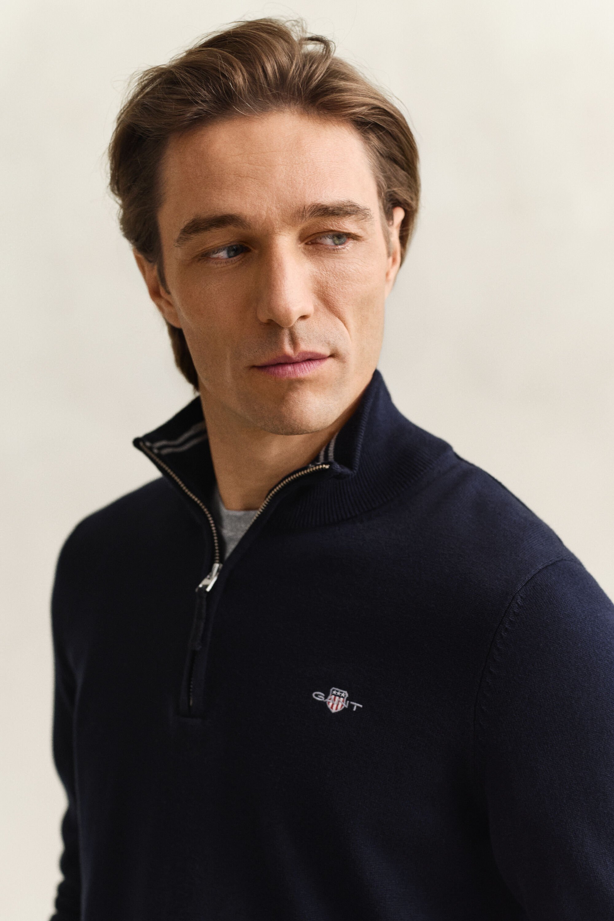 Sweatshirt com meio fecho em algodão clássico