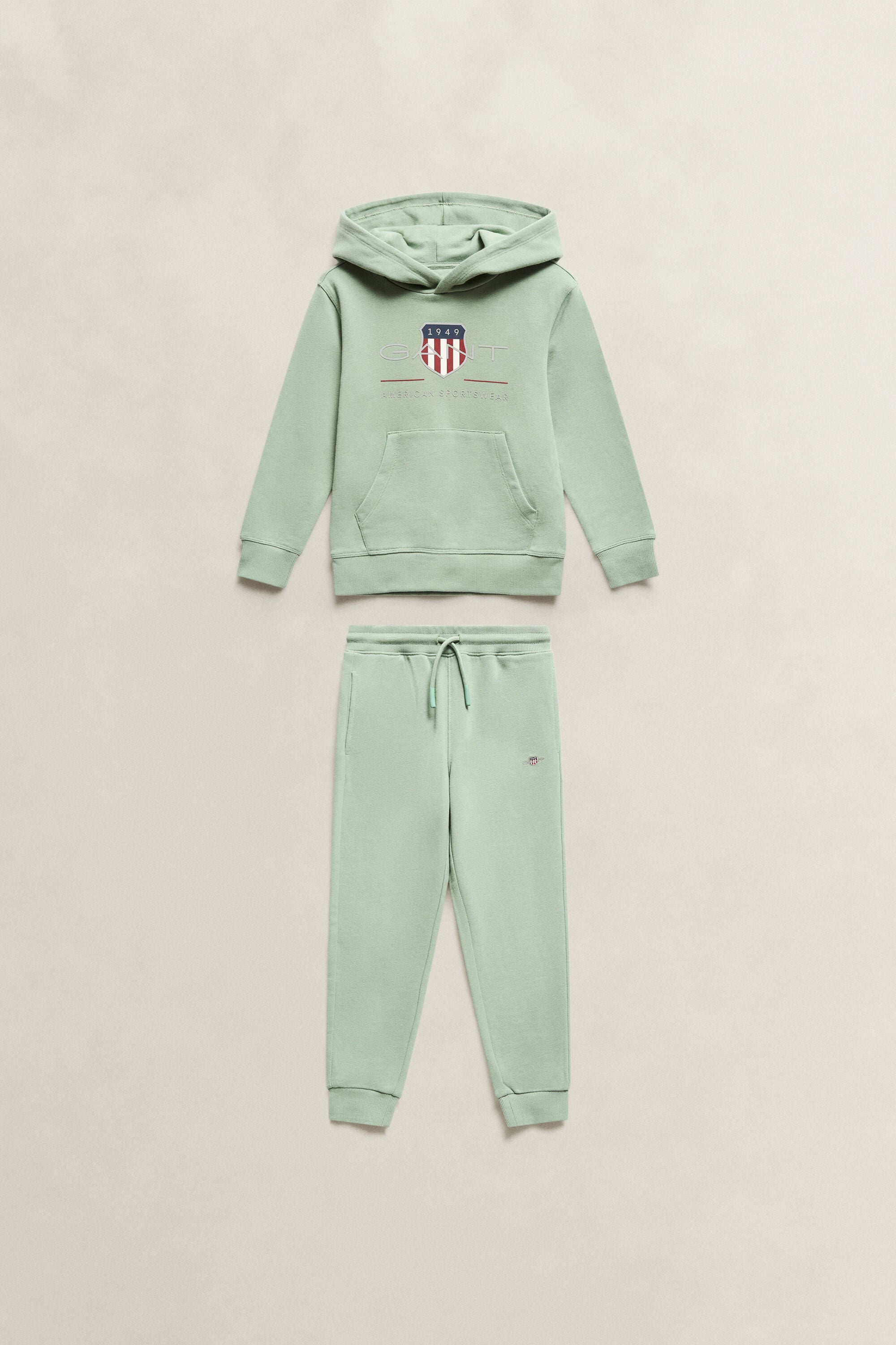 Conjunto de calças desportivas e sweatshirt com capuz Archive Shield Boys