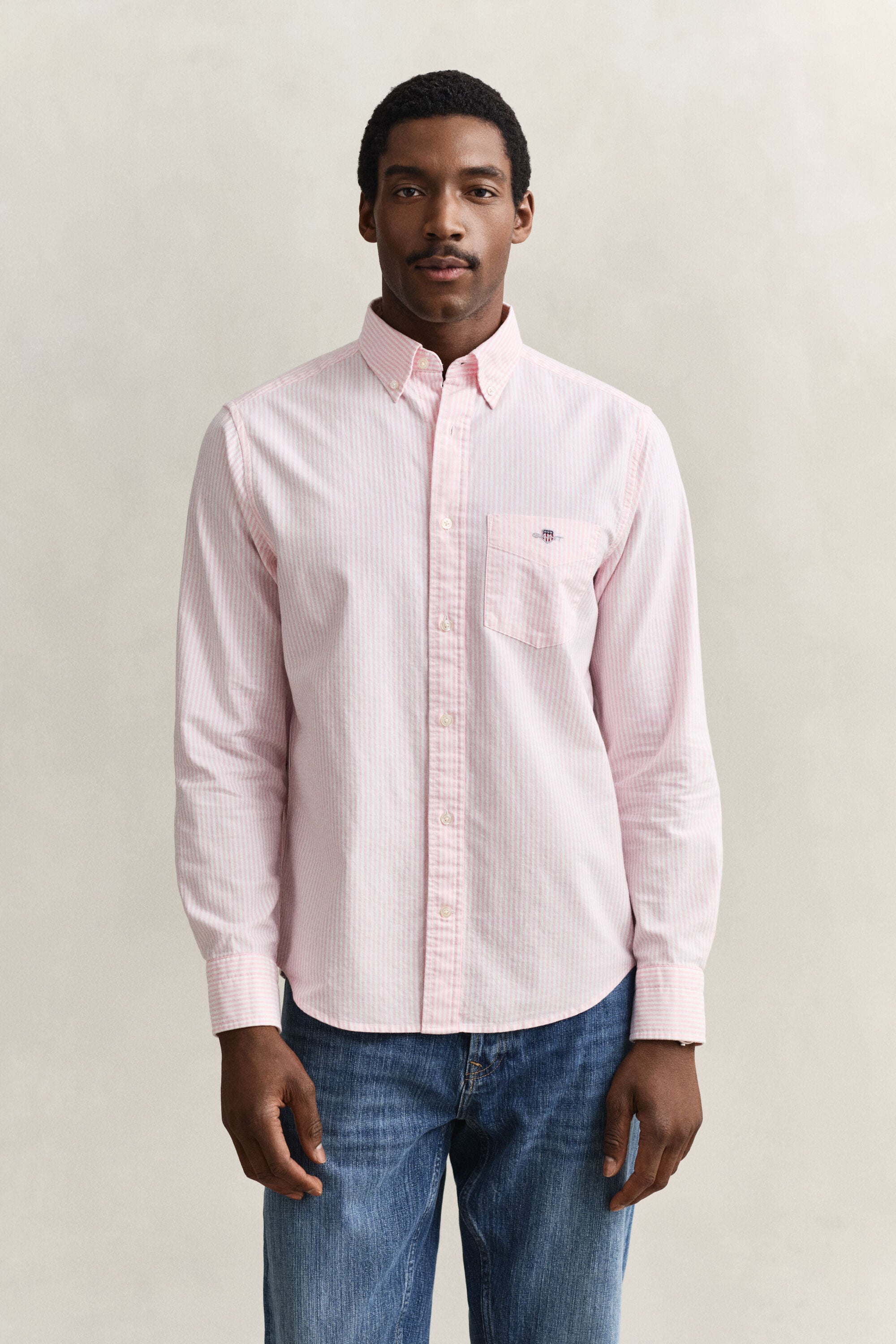 Camisa Oxford às riscas finas Classic
