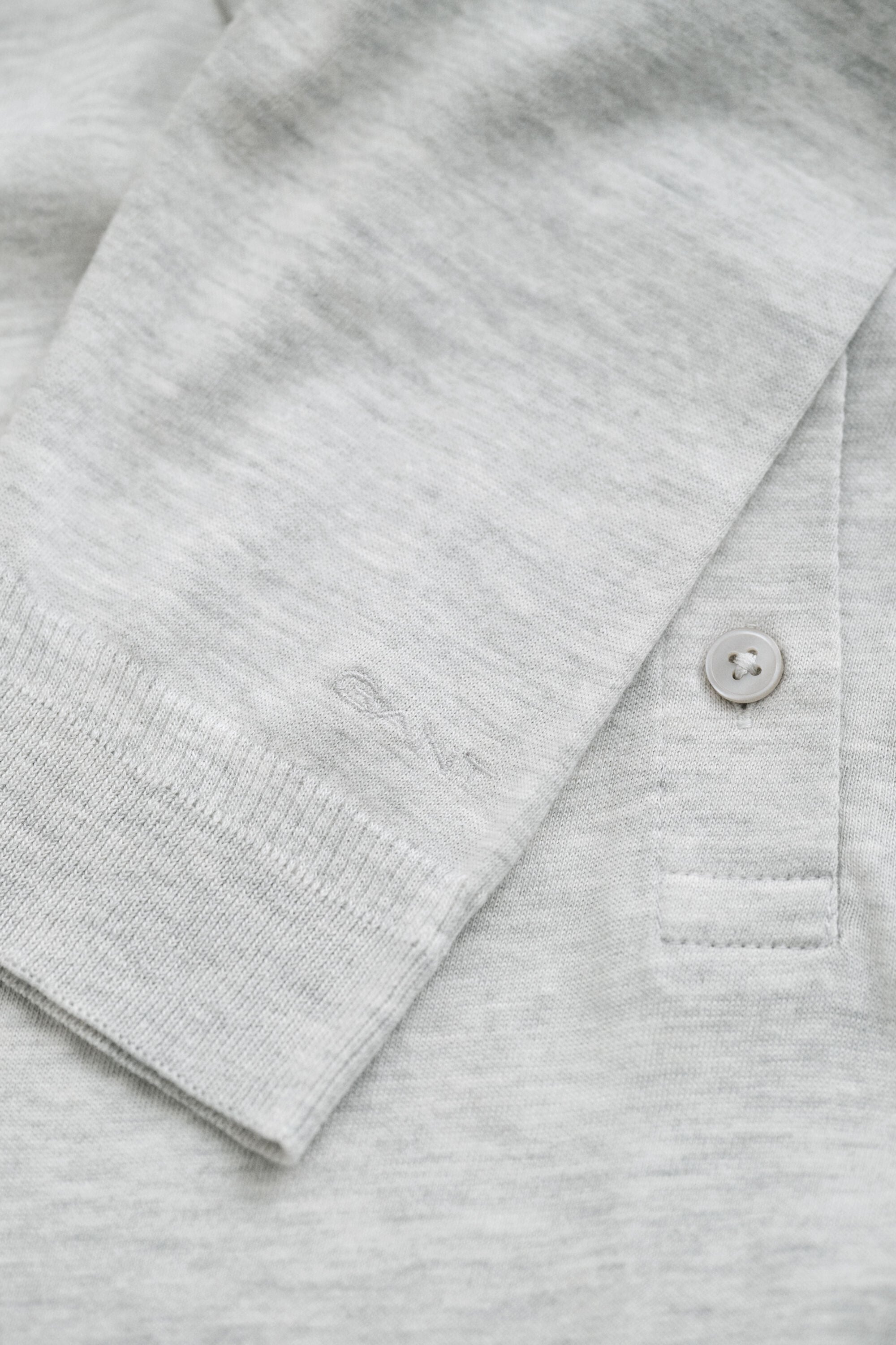 Camisola de manga comprida tipo polo sem costuras