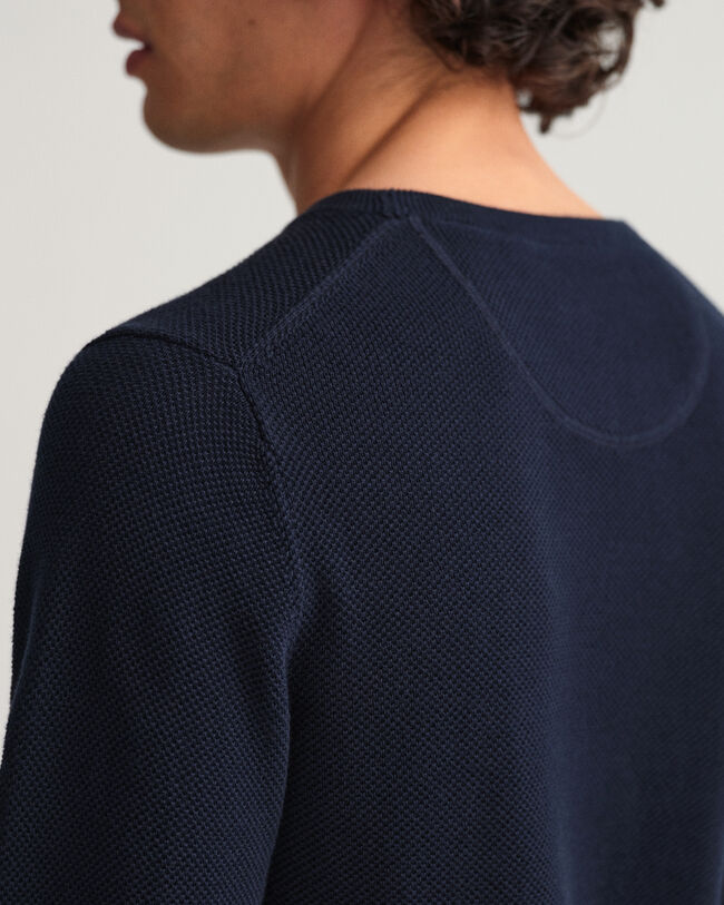 Pulover com decote redondo em algod&atilde;o piqu&eacute;