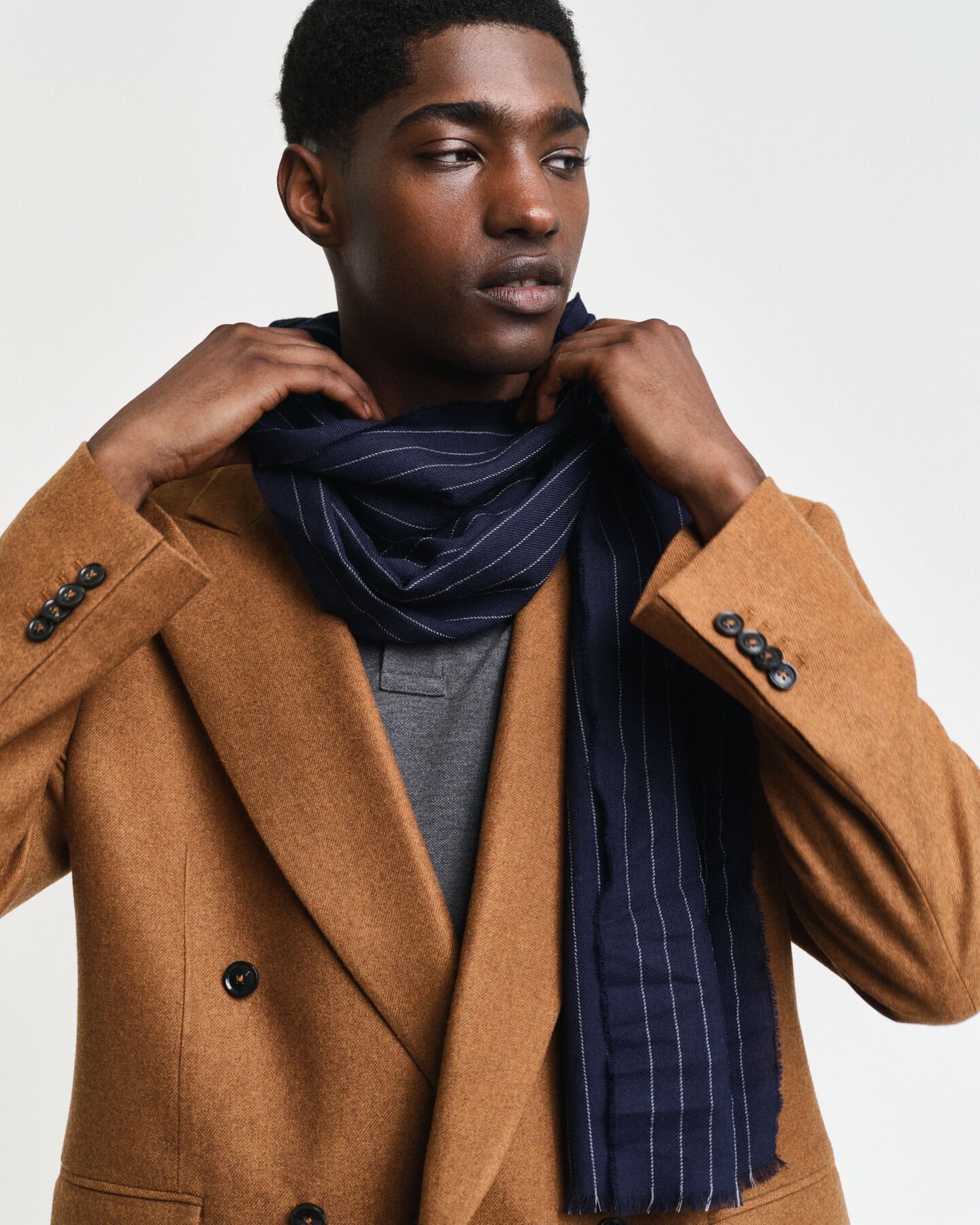 Cachecol às riscas em lã de merino extrafina