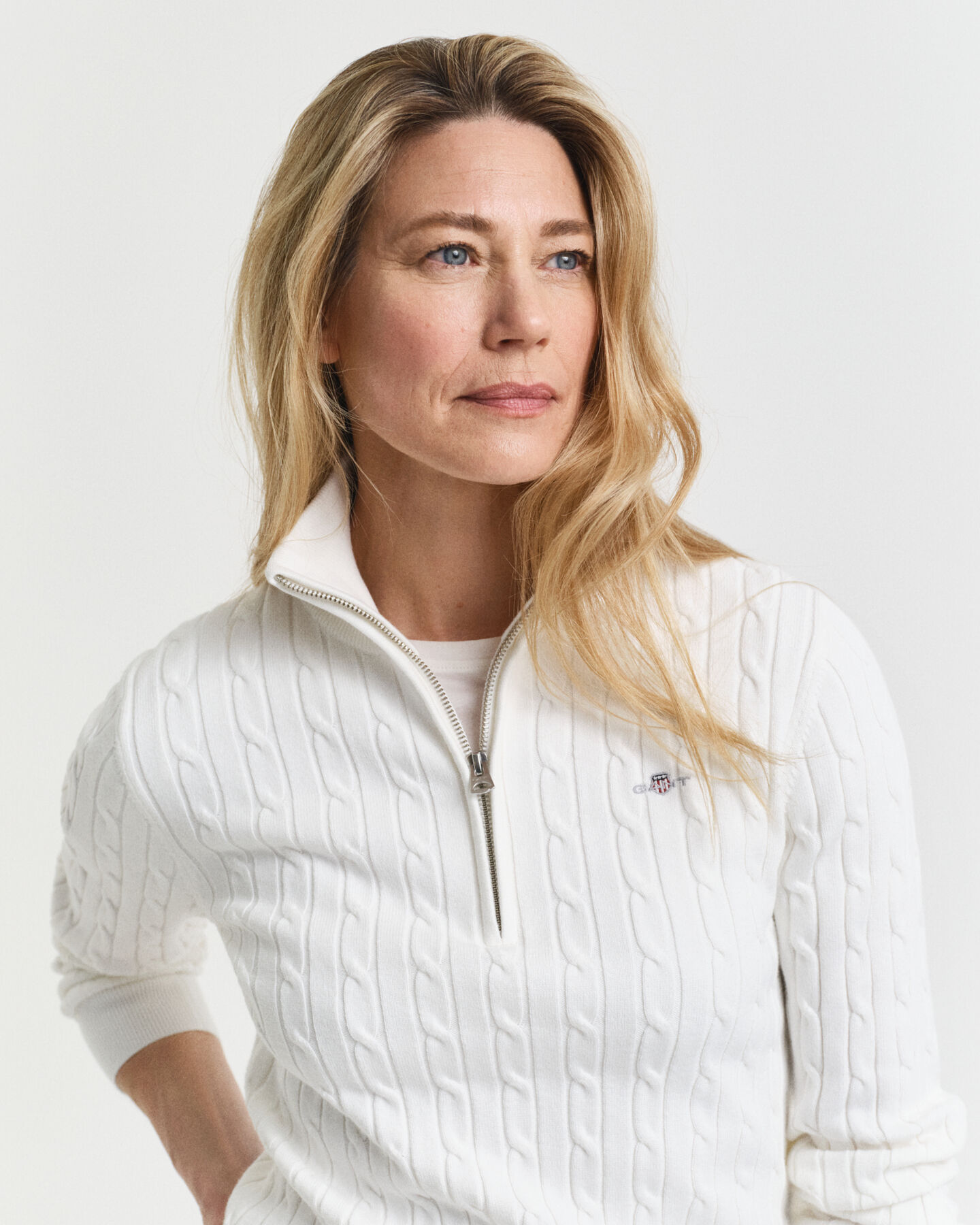 Camisola de malha entrançada em algodão com elastano e meio fecho de correr