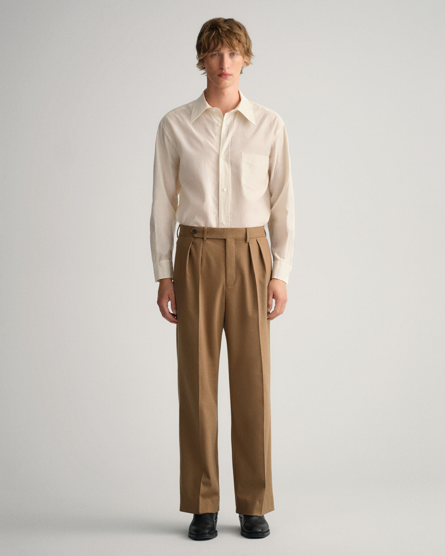 Calças de fato em flanela com perna larga