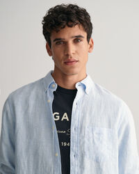 Camisa de linho às riscas regular fit