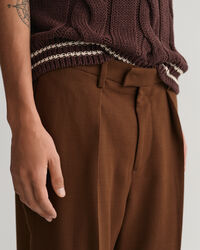 Calças de fato em crepe de lã com perna larga