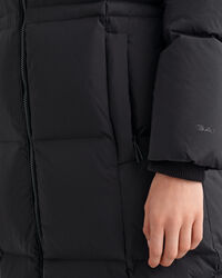 Sobretudo de penas comprido