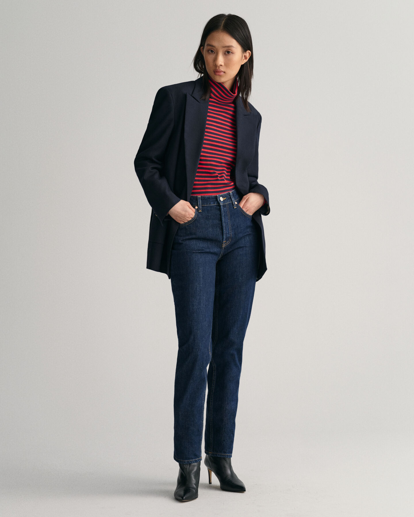 Calças de ganga Rigid com perna a direito