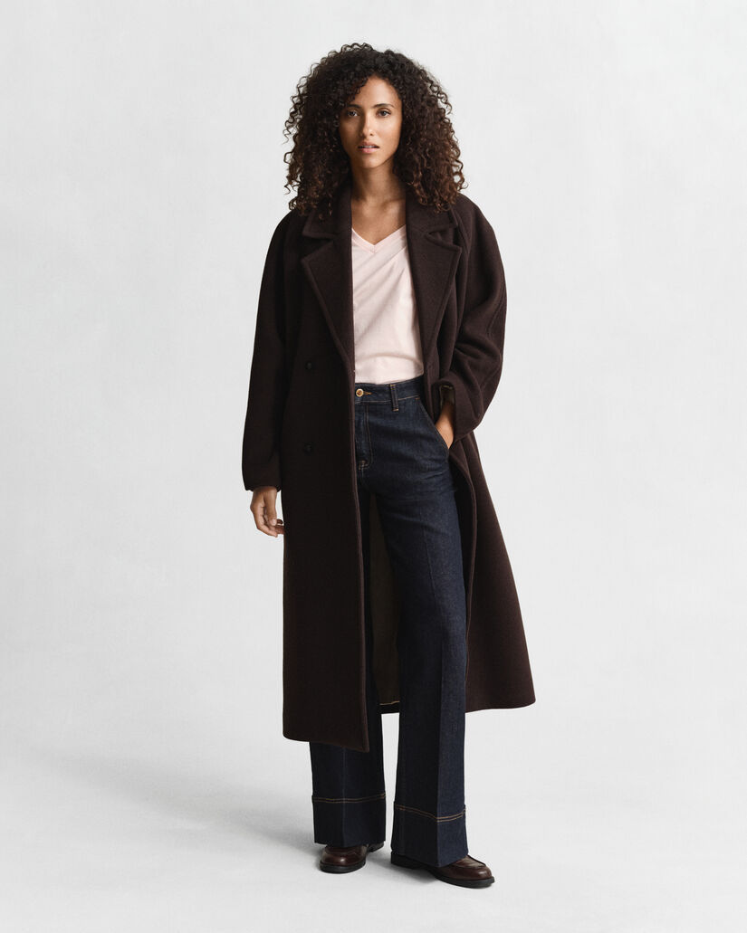 T-shirt com decote em V Shield