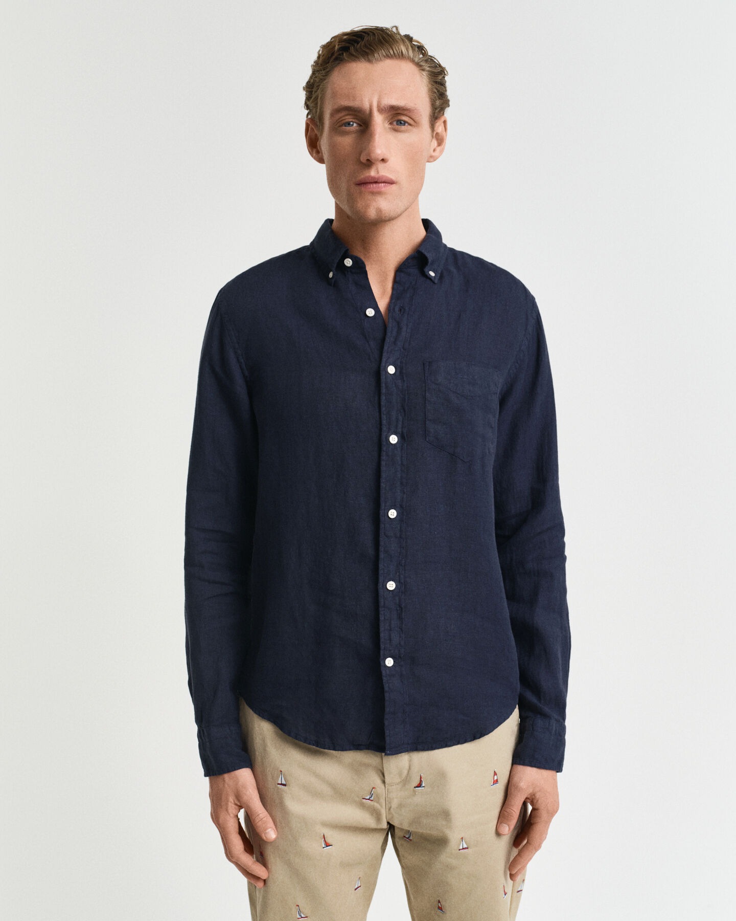 Camisa de linho tingida regular fit